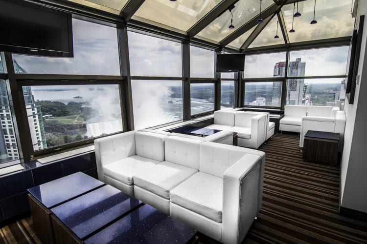 Myst Lounge